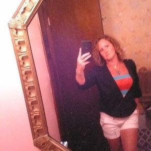 Meet your Posher, Cryslyn